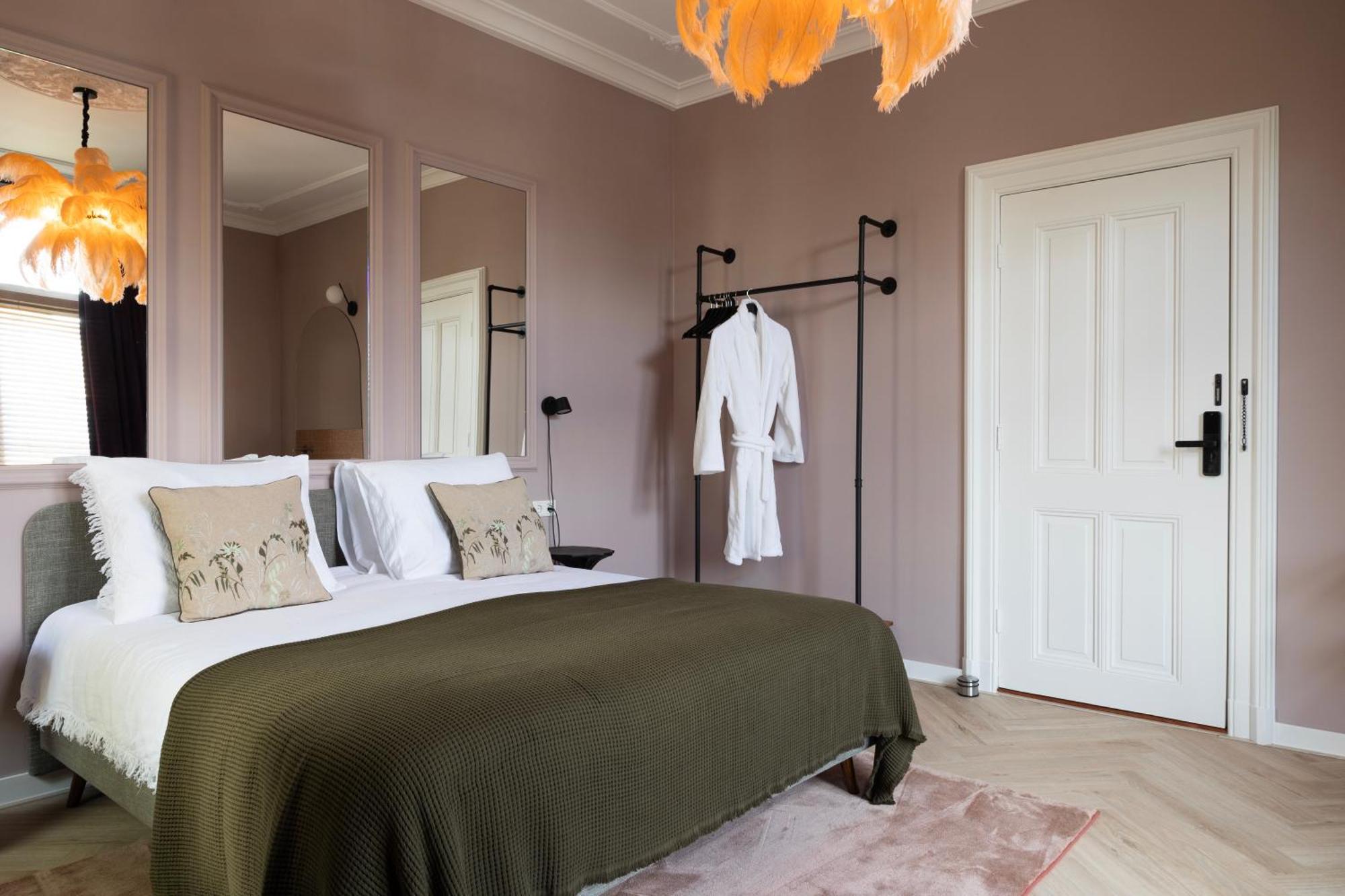 Boutique B&B Villa Van Voss Етен-Леур Екстериор снимка